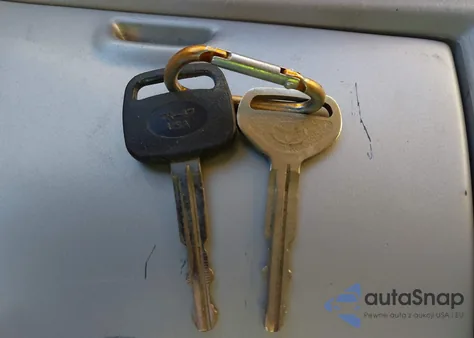 2005 Toyota Highlander V6 z USA, uszkodzony, nr VIN JTEGP21A850055862